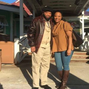 Meet your Posher, Derick